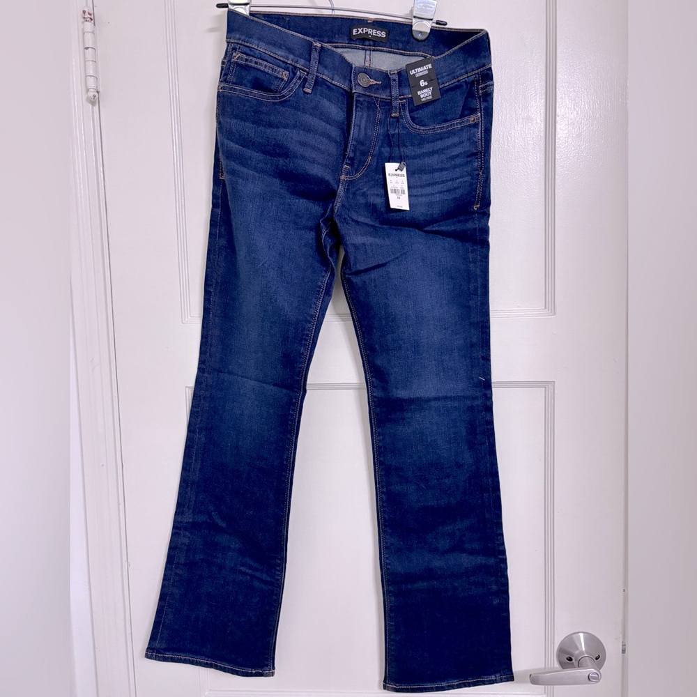 Express Barely Bootcut Jeans Size 6 Short